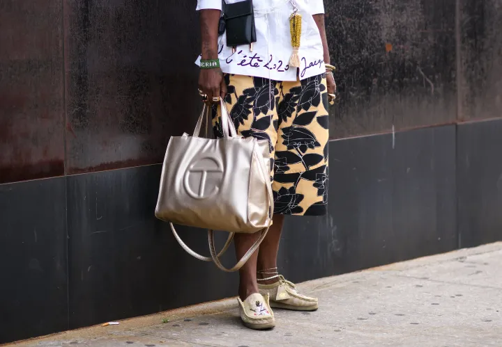 Shoes & Bags, Hardware & Software, and K-Pop  Design